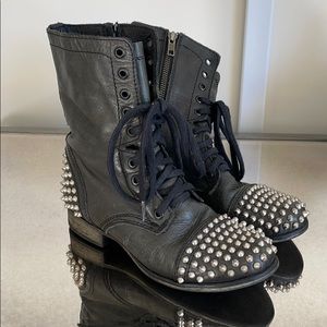 Steve Madden Tarney Combat Boot